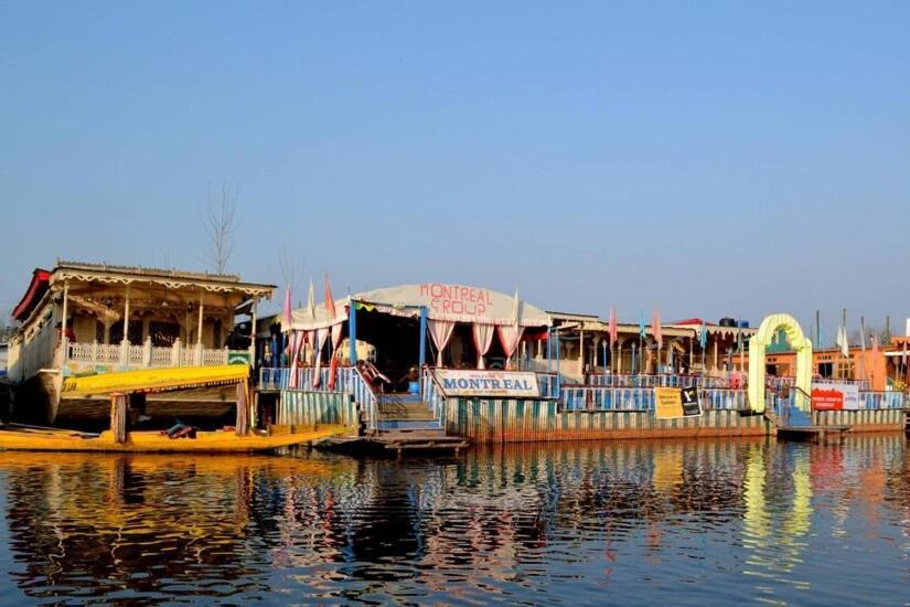 Hotel Montreal Group Of Houseboats Srīnagar Exterior foto